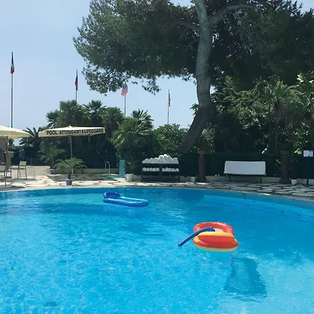 Grand Del Mare & 5* Bordighera