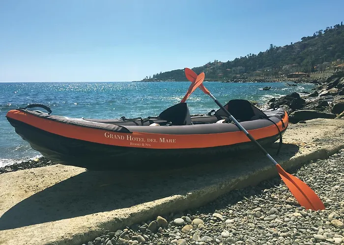 Ξενοδοχείο Grand Del Mare & 5*