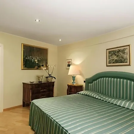 Hotel Grand Del Mare & 5*