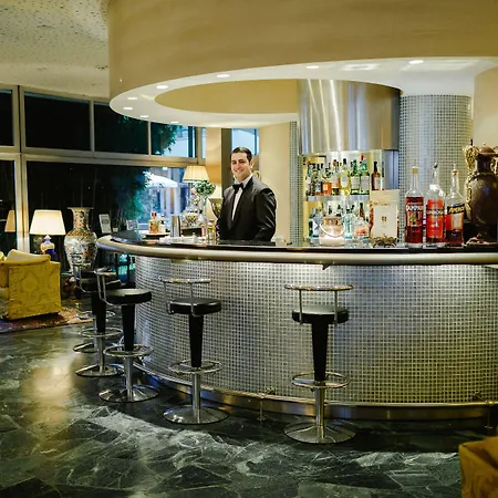 Grand Del Mare & 5* Bordighera