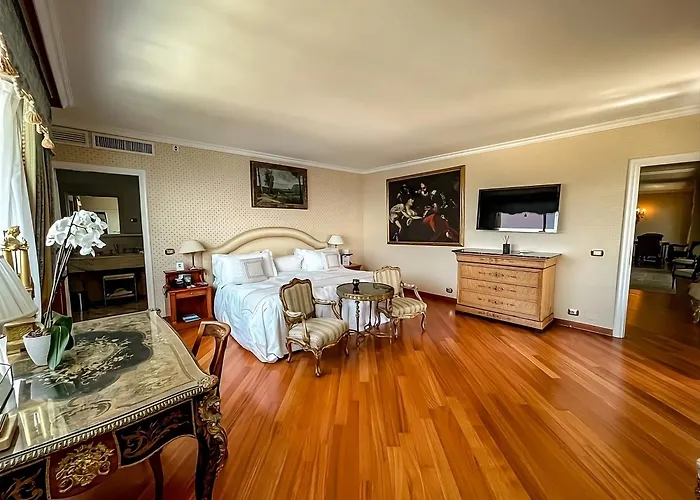 Hotel Grand Del Mare &