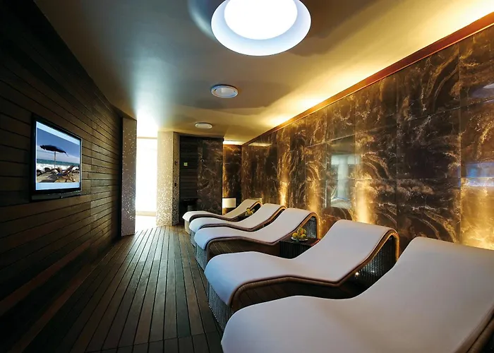 Hotel Grand Del Mare &