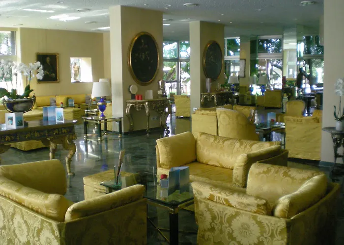 Hotel Grand Del Mare &