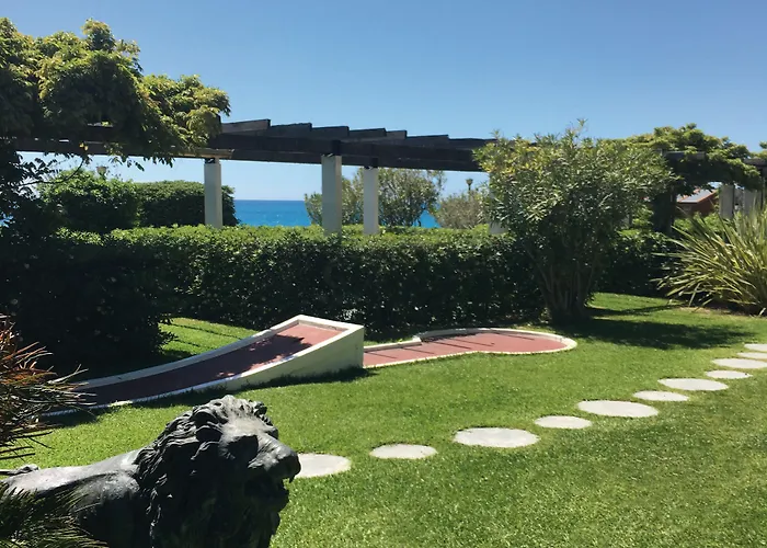 Hotel Grand Del Mare &