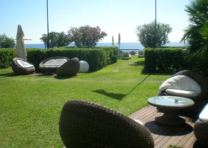 Hotel Grand Del Mare & 5*