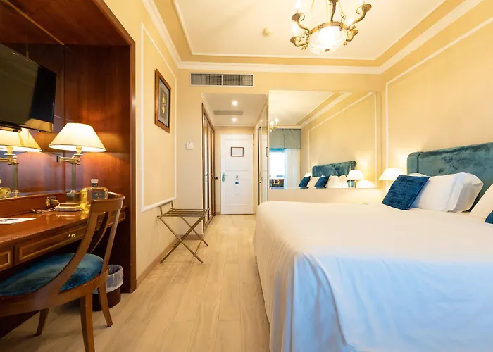 Grand Del Mare & 5* Bordighera