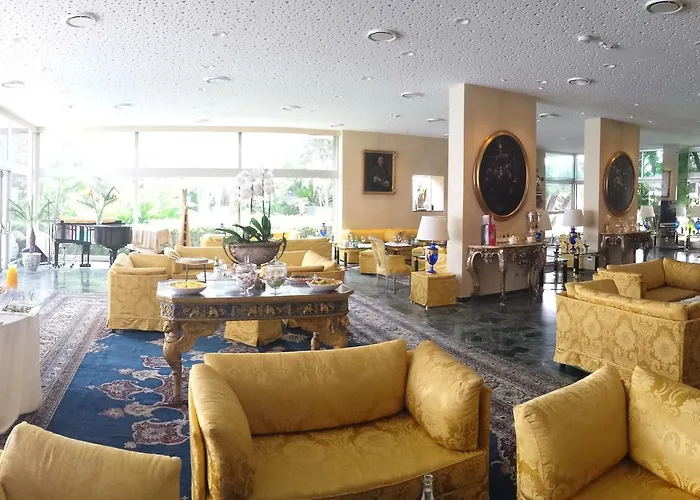 Hotel Grand Del Mare &